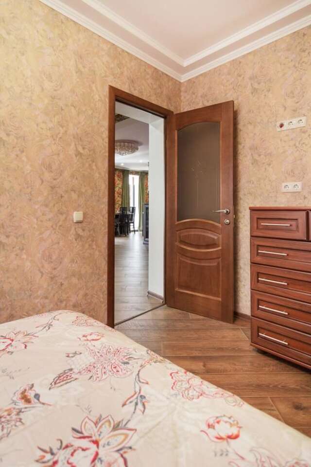 Апартаменты Best Apartments on Deribasovskoy Одесса-16